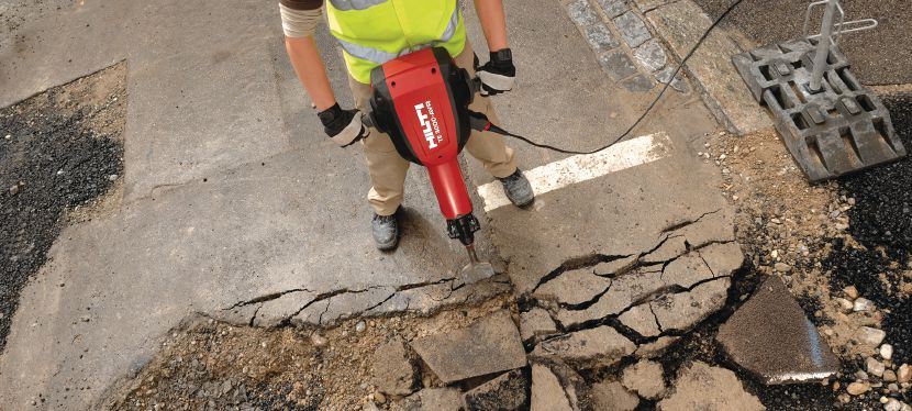 Bourací kladivo TE 3000 AVR 29,9 kg SDS-MAX